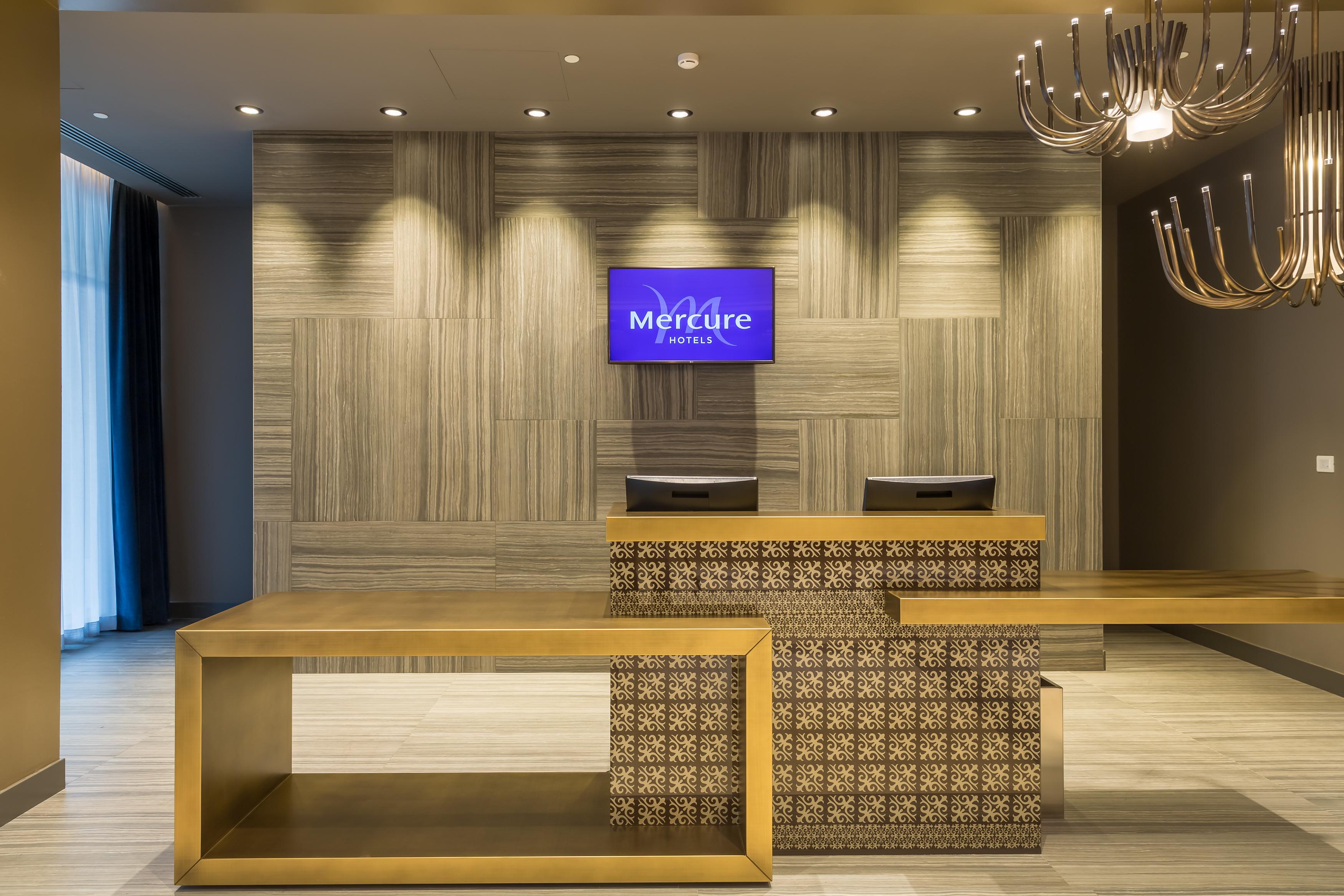Mercure Almaty City Center Dış mekan fotoğraf