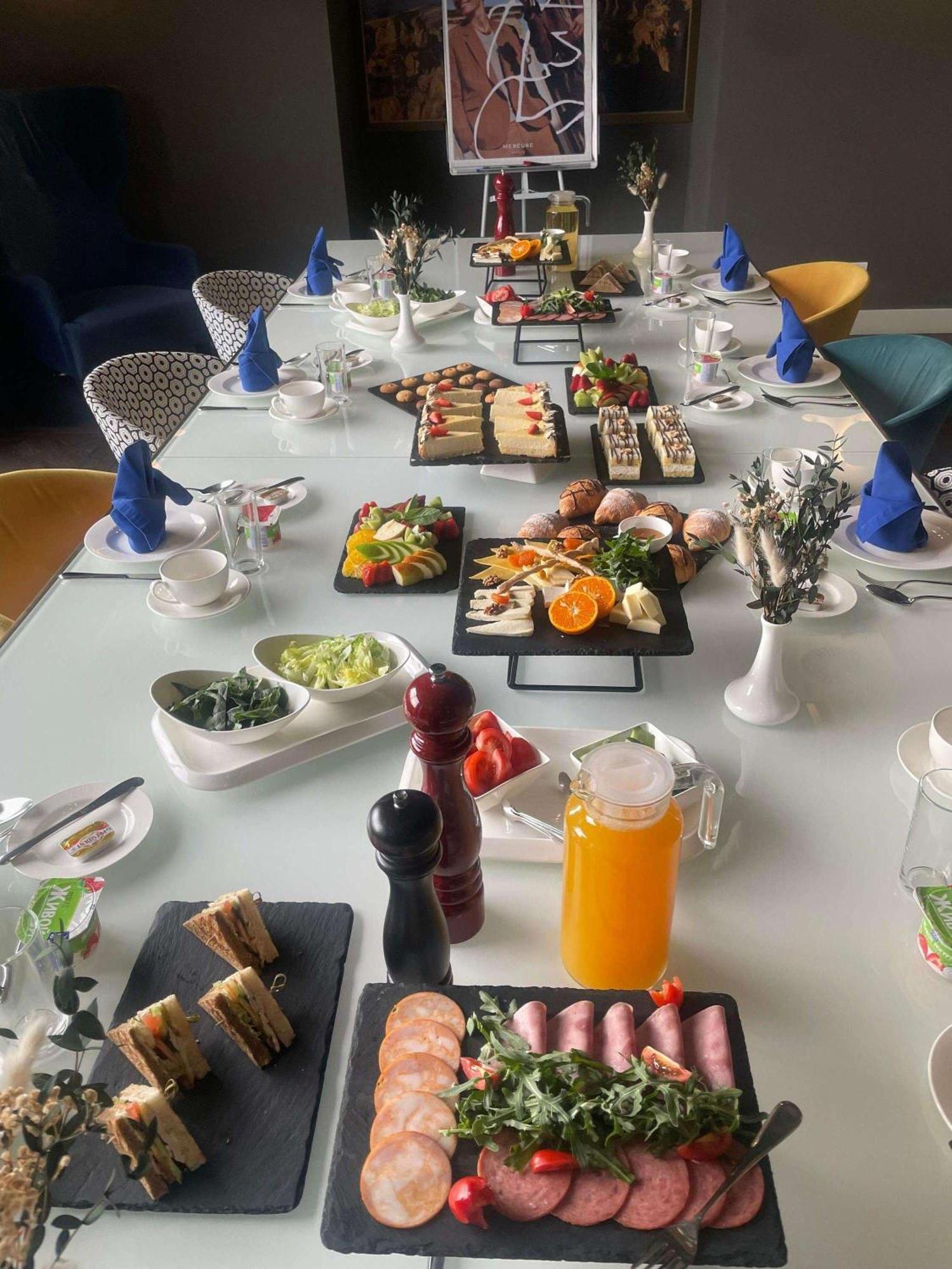 Mercure Almaty City Center Dış mekan fotoğraf